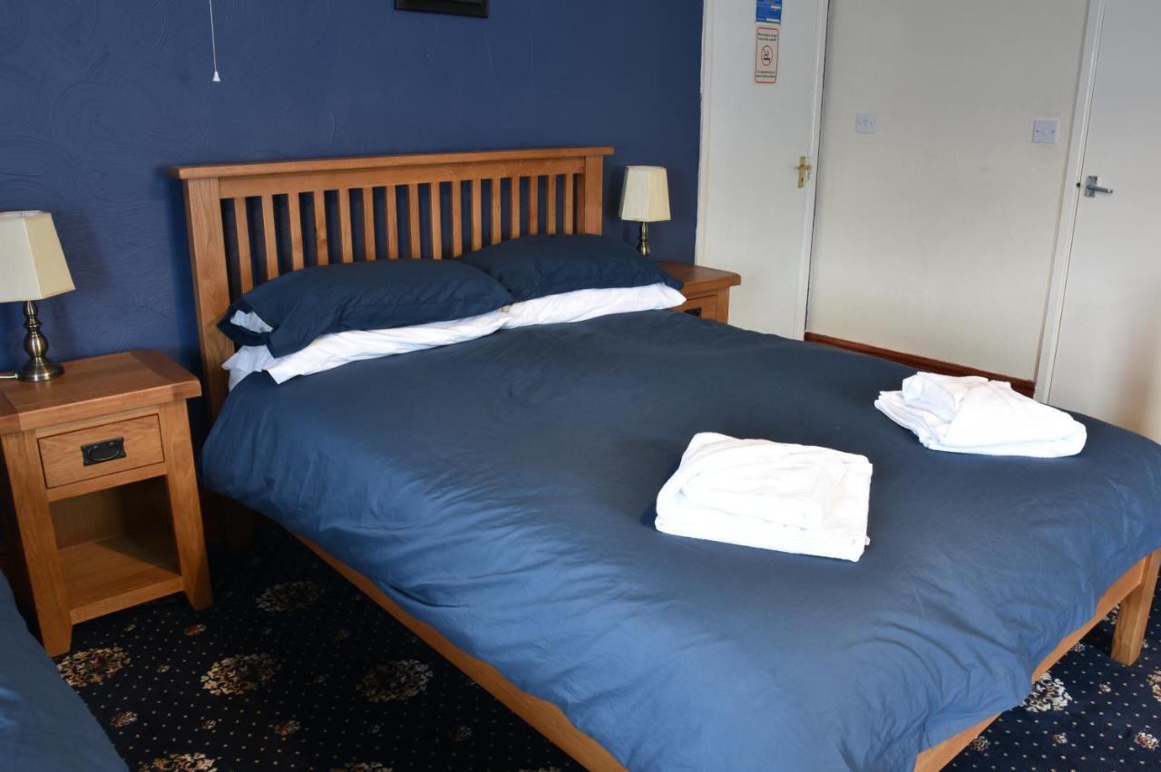 Hotel Dinorben Arms 3*