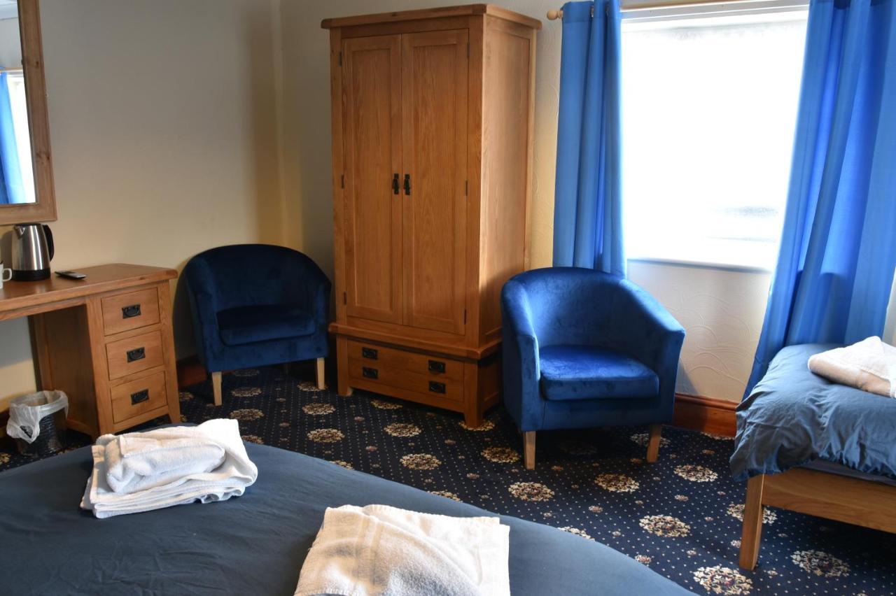 Dinorben Arms 3*